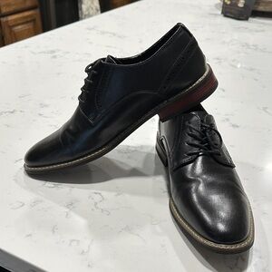 Classic Black Leather Men's Shoes. Worn once